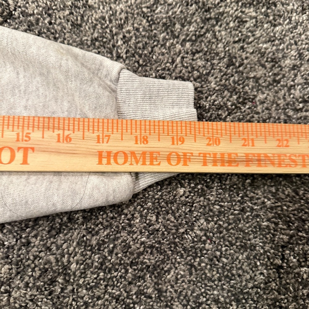 Vintage Disney Tigger Sweatshirt Mens Medium Gray Pooh 100 Acre Woods 90s USA - Picture 12 of 15